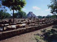 Comparison of Tzompantli at Chichen Itza to Tzompantli at Tula.ake mayan ruins,ake mayan temple,mayan temple pictures,mayan ruins photos